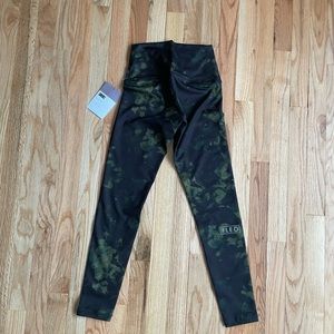 Fleo El Toro 25” Moody Forest